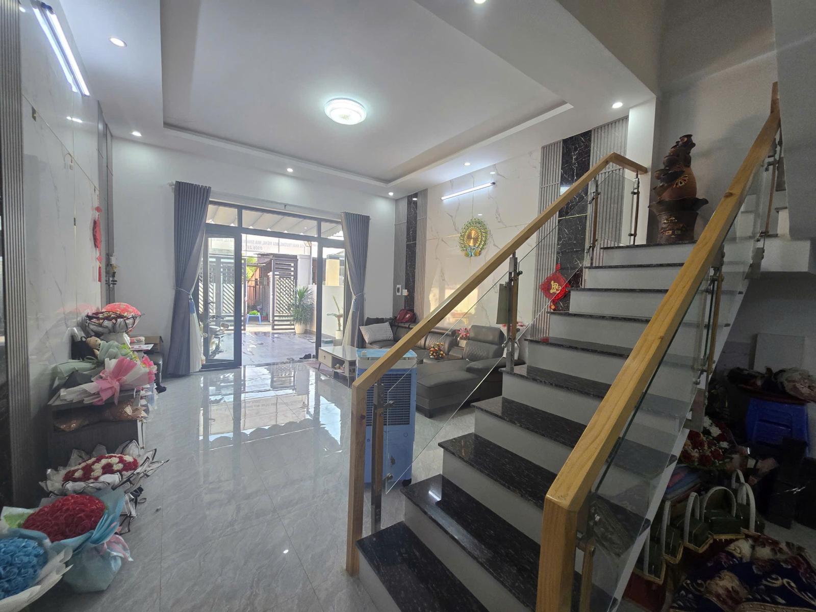 📣📣 Bán nhà 1 trệt 1 lầu 115m2 sổ riêng thổ cư đường ô tô chỉ 3,5 tỉ 16004309