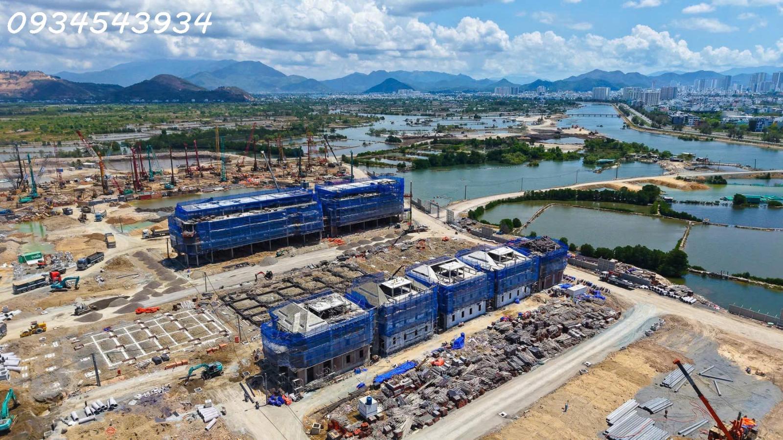 GIẢI MÃ ĐẢO 2 (FESTIVAL ISLAND): VÌ SAO ĐÂY LÀ 