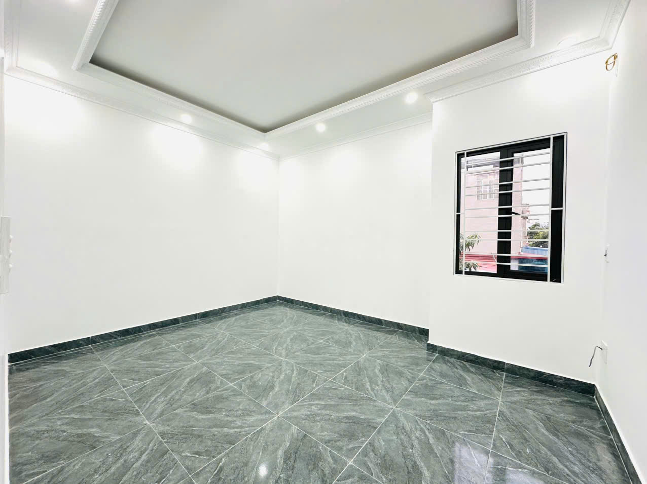BÁN NHÀ 3,5 TẦNG NGÔ GIA TỰ – NGÕ 5M Ô TÔ ĐỖ CỬA – GIÁ 3,55 TỶ 16004370