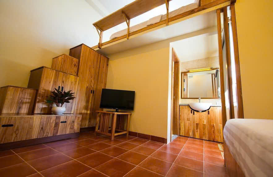 Bán khách sạn 7 tầng hẻm đường nhựa rộng 10m Nguyễn Thiện Thuật , phường Nha Trang - Diện tích 104m 16004405