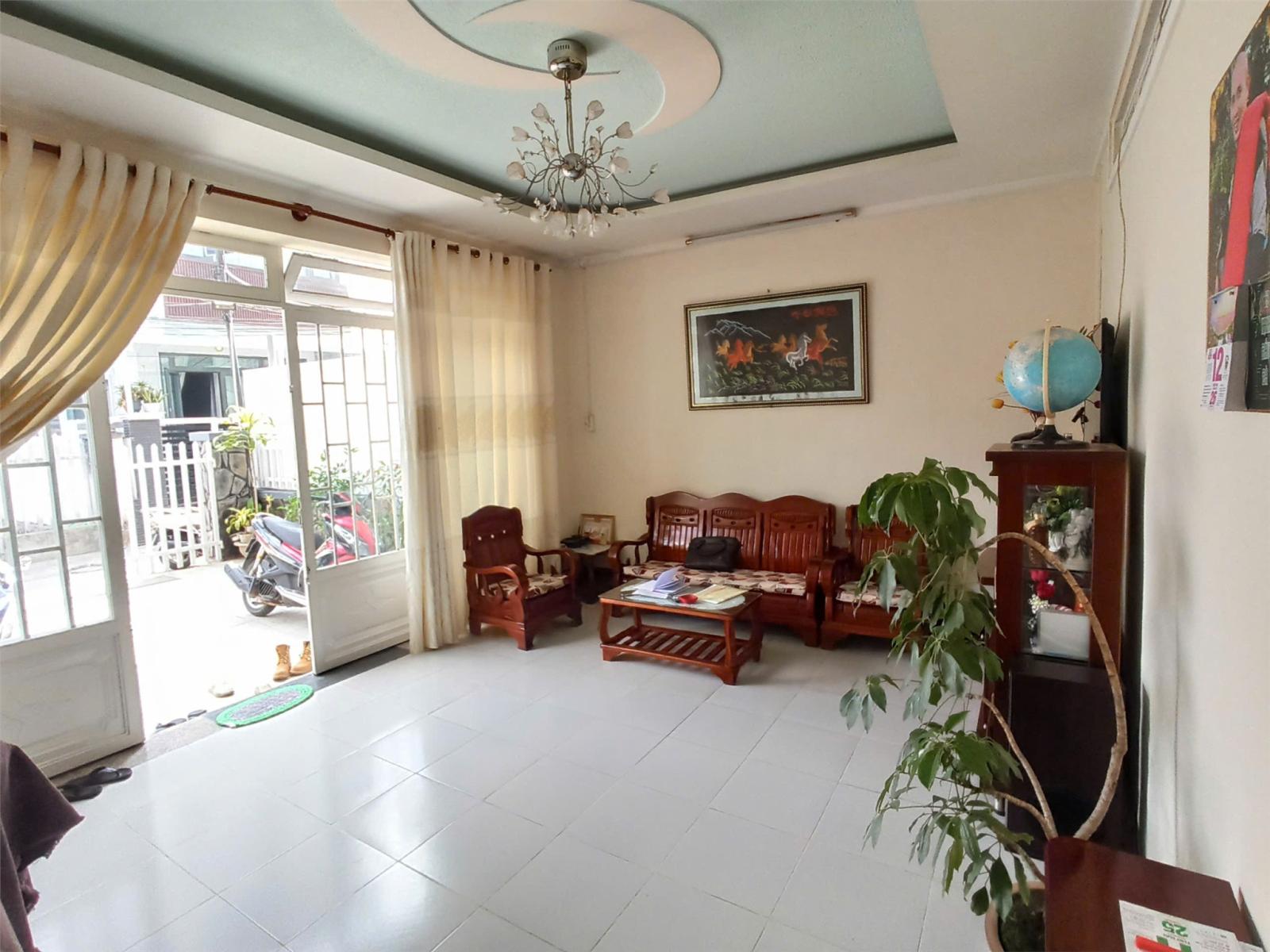 NHÀ ĐẸP - GIÁ TỐT CHÍNH CHỦ BÁN NHANH CĂN NHÀ  TRUNG TÂM THÀNH PHỐ  p. CAM LY, ĐÀ LẠT 16004444