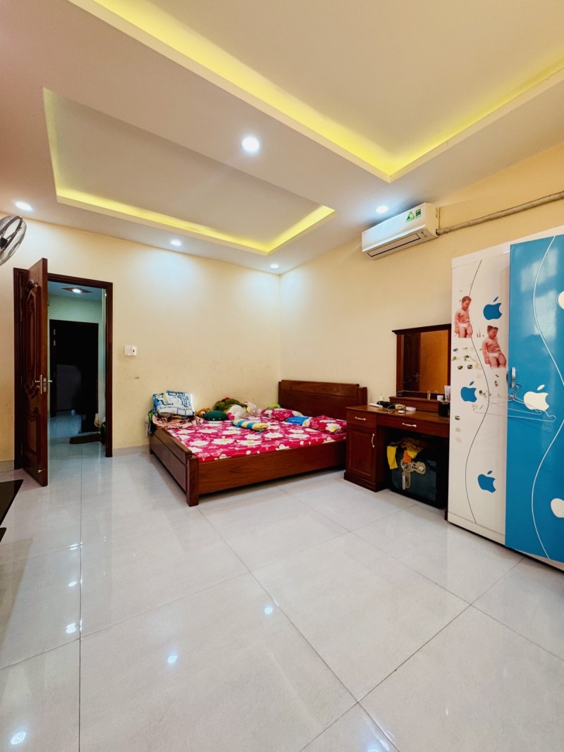 NHÀ 3 TẦNG HẺM XE HƠI PHÚ THỌ HÒA TÂN PHÚ 61M2 4PN 3WC CHỈ 6.8 TỶ 16004495