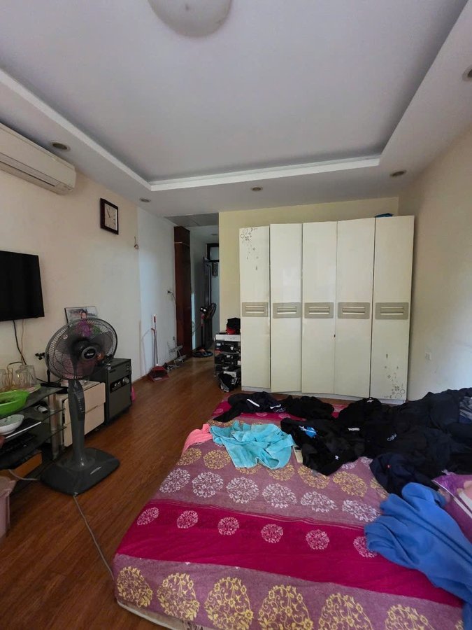 Bán Nhà Đường Bưởi. Ba Đình. Ô Tô. DT 59m2. MT 4.4m. 5 Tầng. Giá 15.6 Tỷ. 16004553