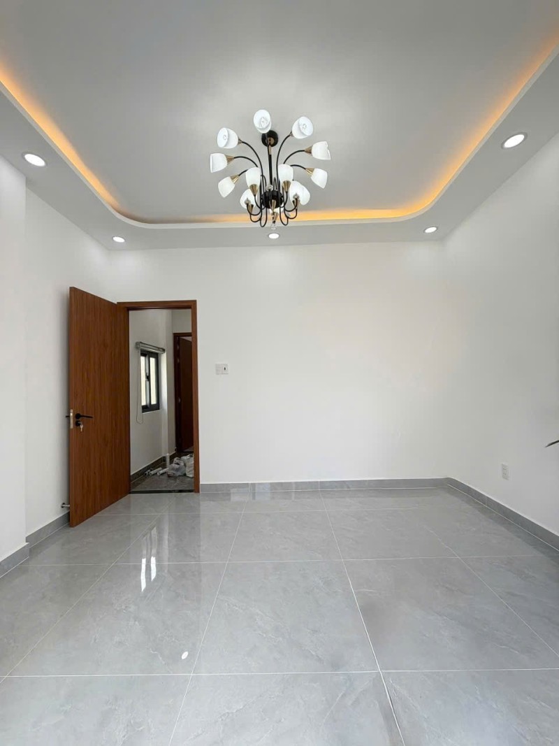 HOÀNG XUÂN NHỊ TÂN PHÚ SÁT HẺM XE HƠI 36M2 2 TẦNG 2PN 2WC CHỈ 5.39 TỶ
 16004630