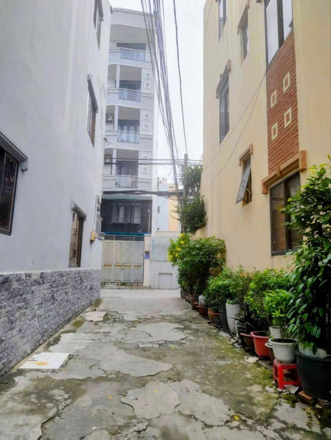 Siêu phẩm nhà phố cách mạng tháng 8, 3PN, hẻm xe hơi, Pháp lý chuẩn công chứng ngay, nhỉnh 6.x tỷ  16004637