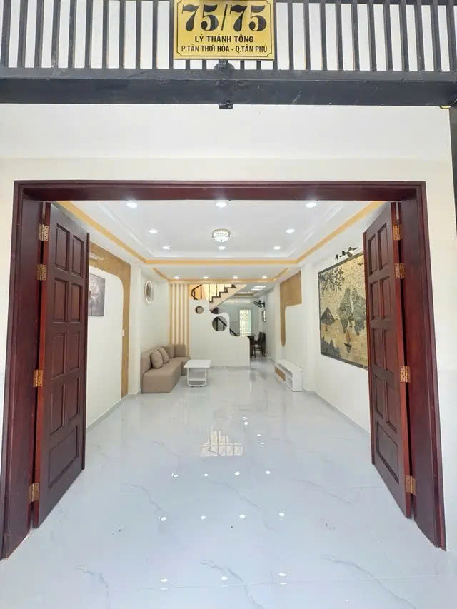 CỰC PHẨM NHÀ ĐẸP, NGAY LÝ THÁNH TÔNG TÂN PHÚ, HẺM XE HƠI NỘI THẤT ĐẸP MÀ CHỈ NHỈNH 6 TỶ 16004639