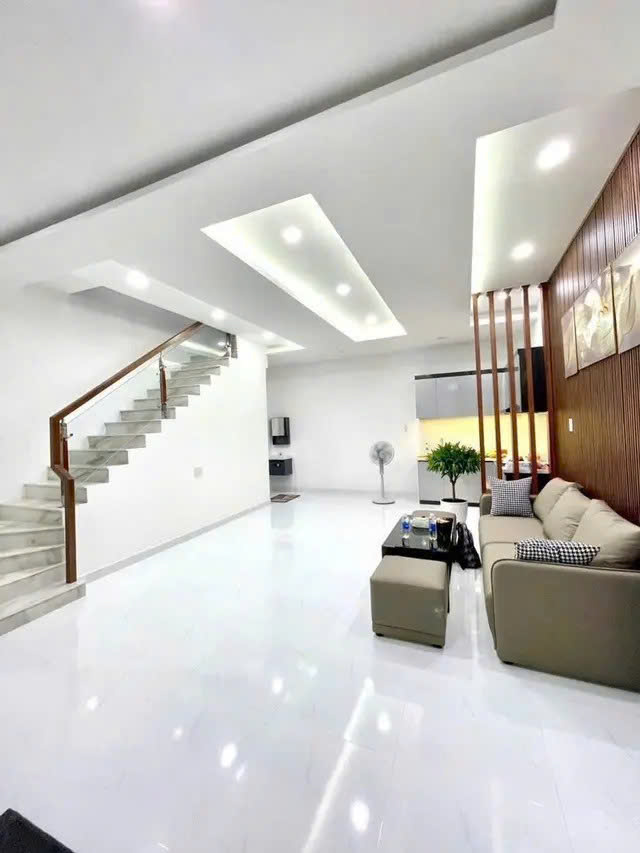 NHÀ ĐẸP 1 LẦU ĐƯỜNG TÂY THẠNH – VỊ TRÍ ĐẮC ĐỊA - 42M2 NGANG GẦN 6M 5,9 TỶ TL 16004641