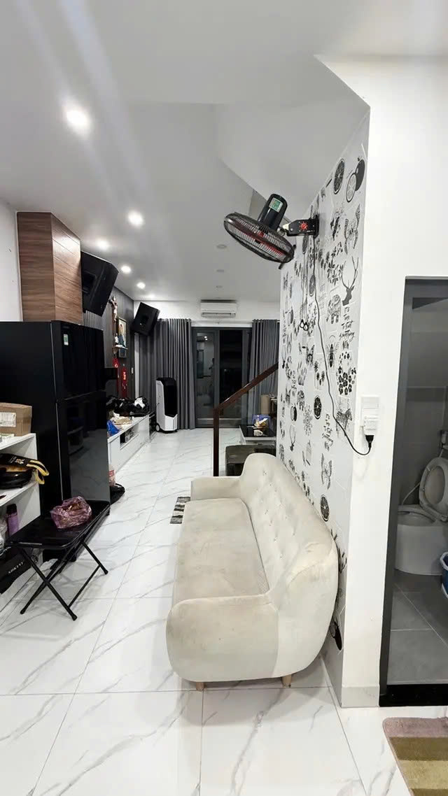 BÁN NHÀ ĐẸP MỚI TOANH SÁT BÊN AEON TÂN PHÚ  16004645