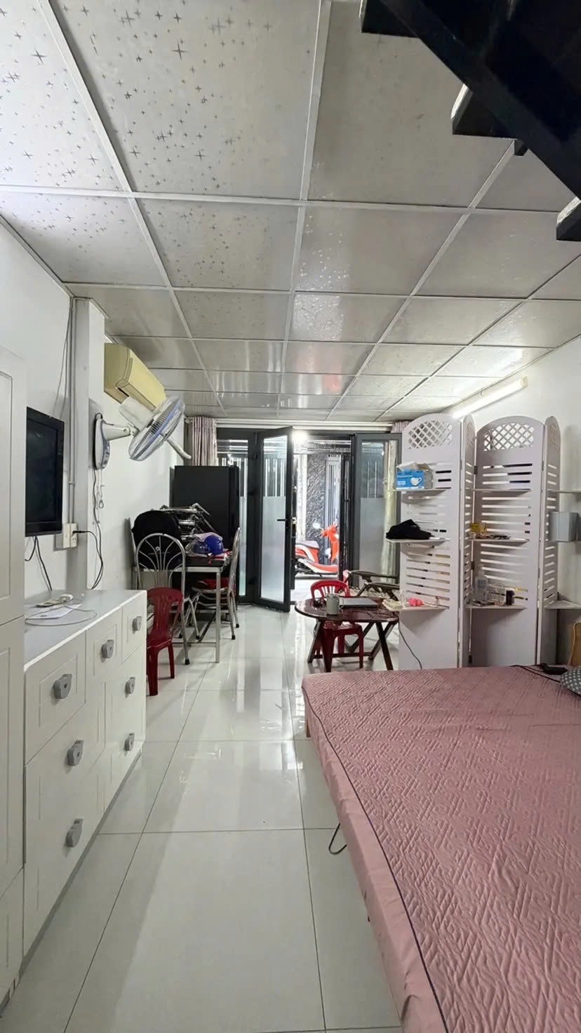 BÁN NHÀ ĐẸP 2 TẦNG Ở NGAY KHU VỰC TÂN PHÚ GẦN LUỸ BÁN BÍCH  16004646