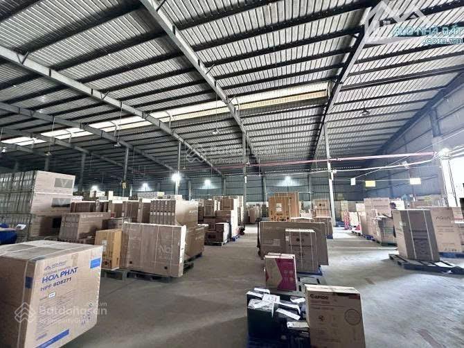 Cho thuê kho, xưởng DTSD 450m2 mtien 10m2 Kiêu Kỵ, Gia Lâm đường xe tải 10 tấn đỗ cửa 16004676