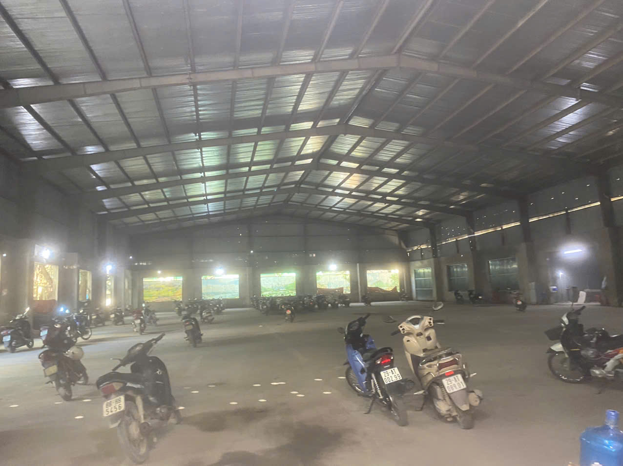 CHO THUÊ KHO XƯỞNG ĐỘC LẬP 1500m2 Tại QL3, ĐA PHÚC. SÓC SƠN - Xe Container Đỗ Cửa 16004677