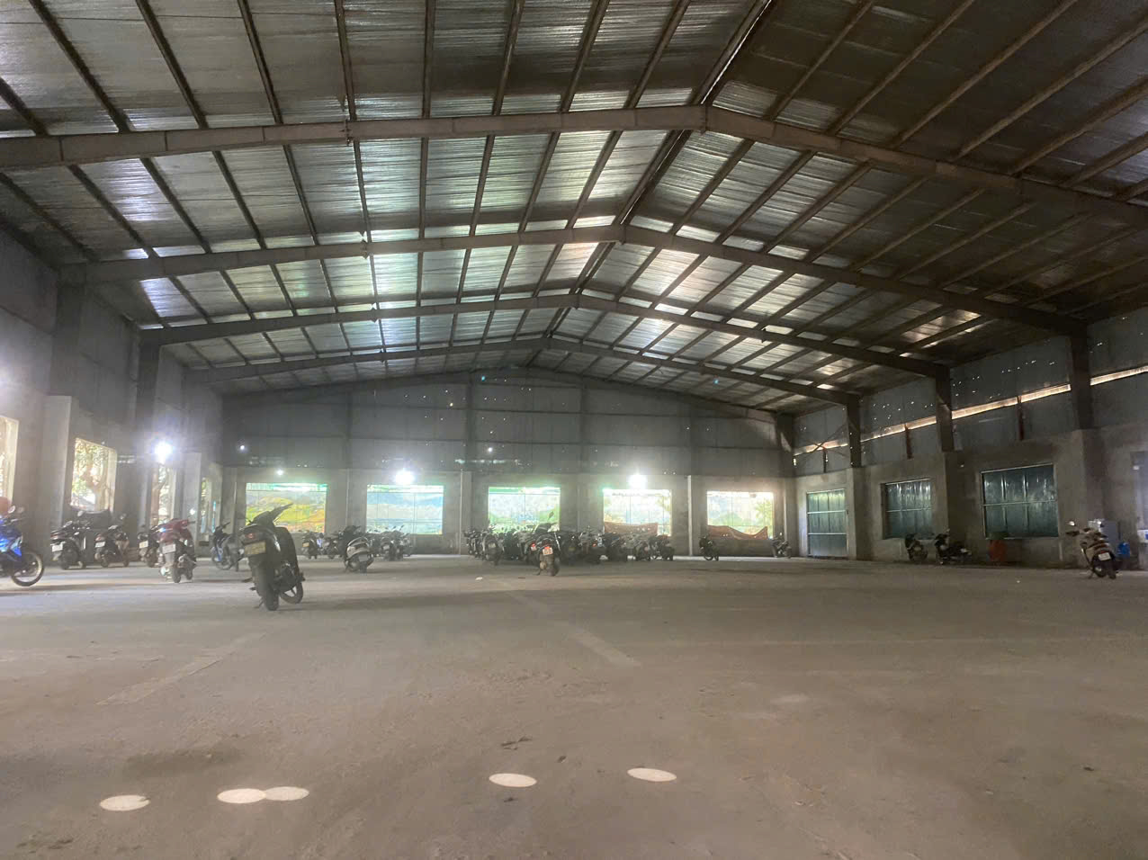 CHO THUÊ KHO XƯỞNG ĐỘC LẬP 1500m2 Tại QL3, ĐA PHÚC. SÓC SƠN - Xe Container Đỗ Cửa 16004677