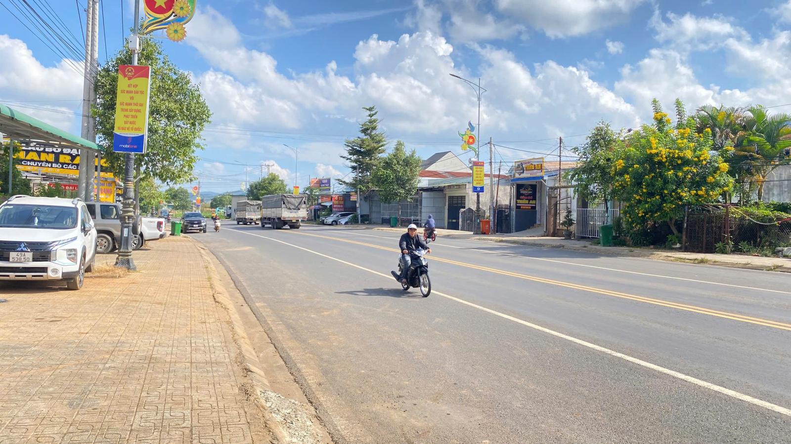 811m2 ( 4.94m mặt tiền ql20 - hiệp thạnh - lâm đồng ) - khu sầm uất 16004708