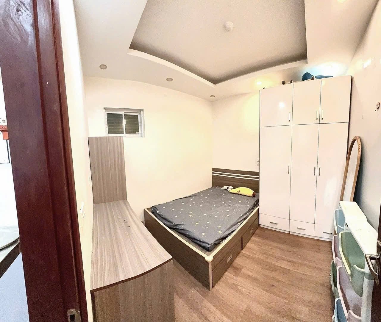 Bán căn chung cư tòa CT2 KĐT Tuệ Tĩnh, ph Cẩm Thượng, TP HD, 51m2, 2 ngủ, 1 vs, chỉ 1.3x tỷ 16004720