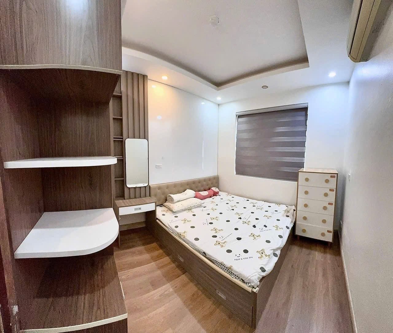 Bán căn chung cư tòa CT2 KĐT Tuệ Tĩnh, ph Cẩm Thượng, TP HD, 51m2, 2 ngủ, 1 vs, chỉ 1.3x tỷ 16004720