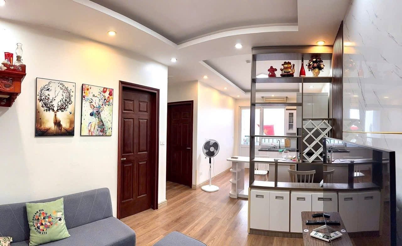 Bán căn chung cư tòa CT2 KĐT Tuệ Tĩnh, ph Cẩm Thượng, TP HD, 51m2, 2 ngủ, 1 vs, chỉ 1.3x tỷ 16004720