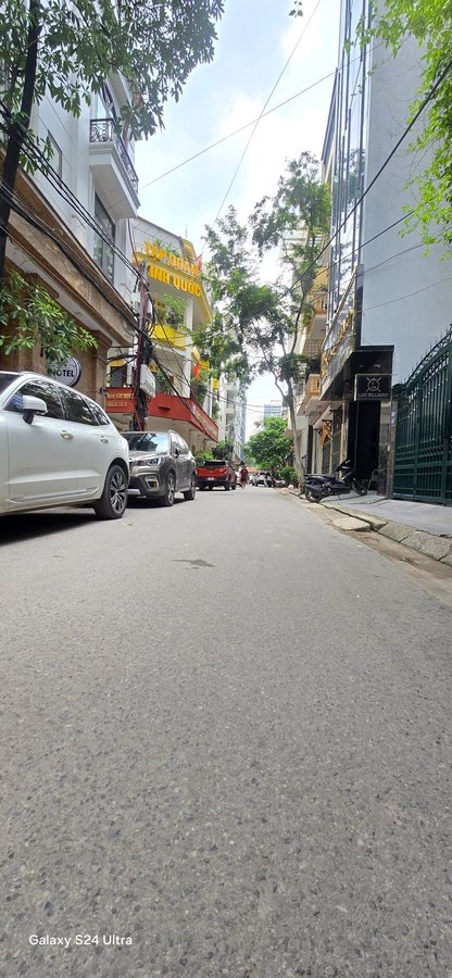 Bán Nhà Trung Kính. Cầu Giấy. Ô Tô. Vỉa Hè. DT 121m2. MT 5.7m. 4 Tầng. Giá 59.5 Tỷ. 16004729