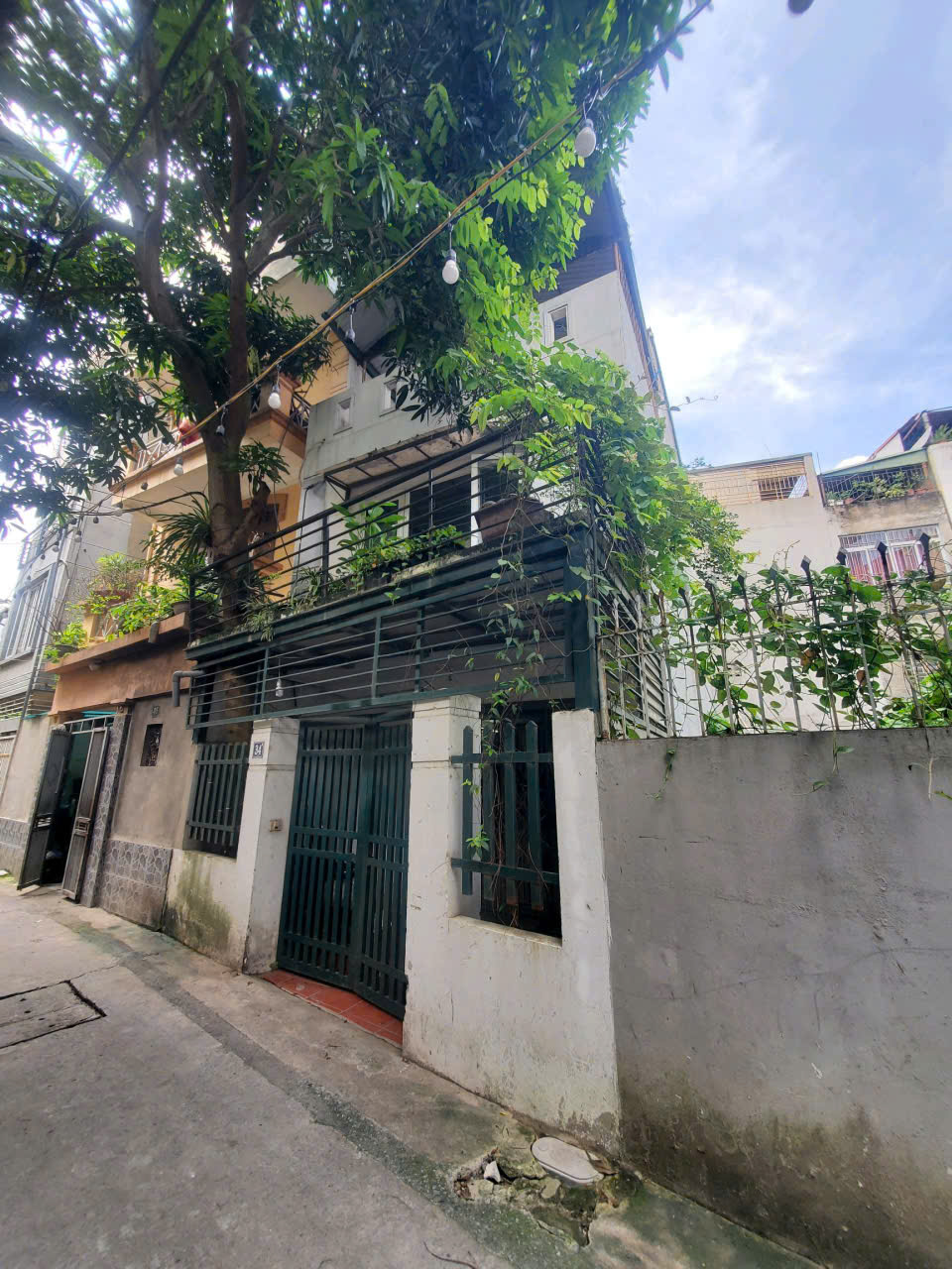 Bán nhà Ngọc Thuỵ,Long Biên 3 tầng,68m,mt5m oto vào nhà nhỉnh 14 tỷ 16004751