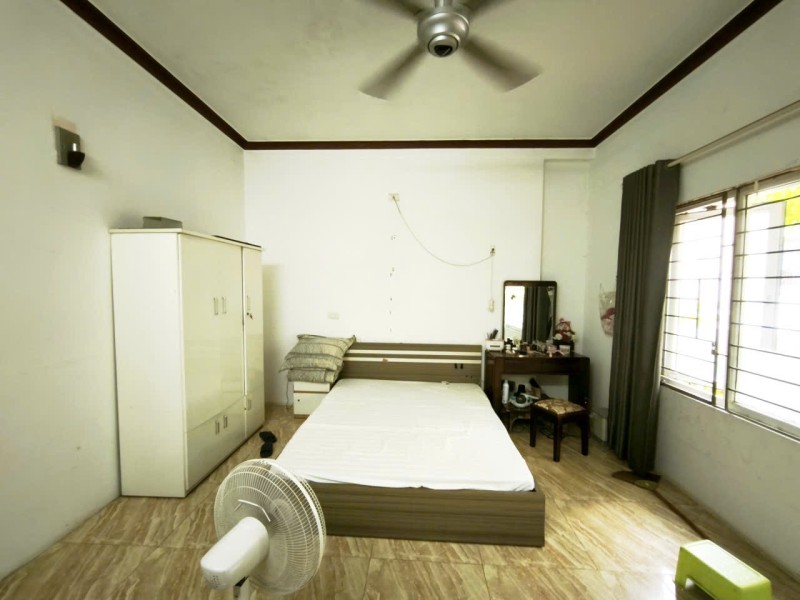 Bán nhà Ngọc Thuỵ,Long Biên 3 tầng,68m,mt5m oto vào nhà nhỉnh 14 tỷ 16004751