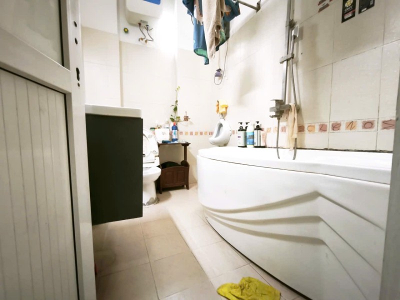 Bán nhà Ngọc Thuỵ,Long Biên 3 tầng,68m,mt5m oto vào nhà nhỉnh 14 tỷ 16004751