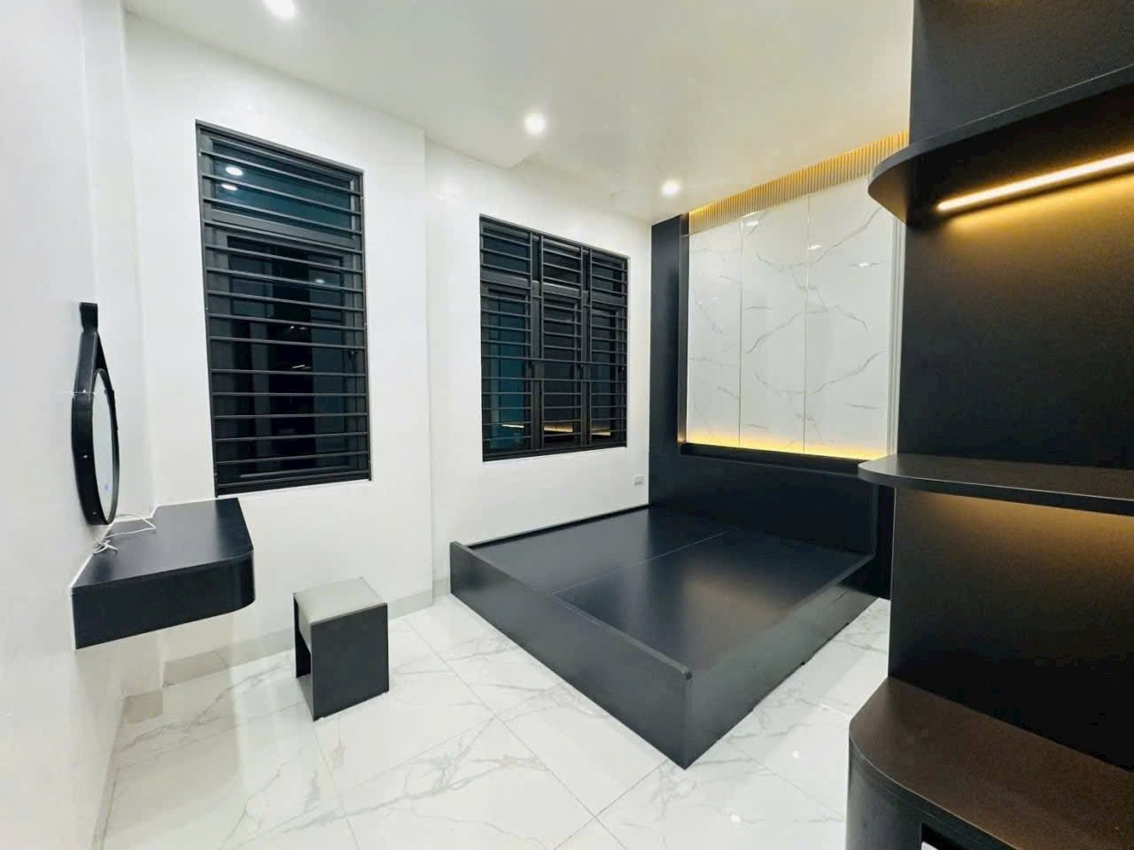 Bán nhà ngõ phố Hàn Thượng, phường Thành Đông, TP HD, 41m2, mt 4m, 3 ngủ, 2 vs, 2.x tỷ 16004775