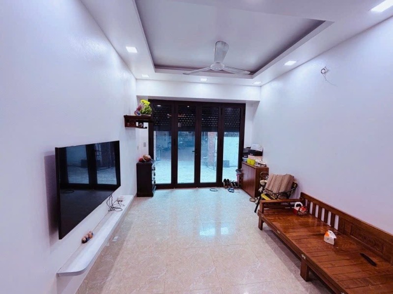 Bán nhà Bát Khối,Long Biên 4 tầng,37m,mt3.5m oto đỗ cửa nhỉnh 7 tỷ 16004776