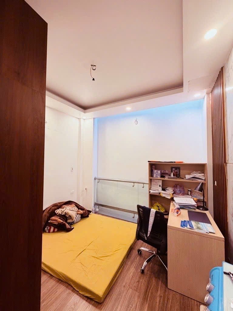 Bán nhà Bát Khối,Long Biên 4 tầng,37m,mt3.5m oto đỗ cửa nhỉnh 7 tỷ 16004776