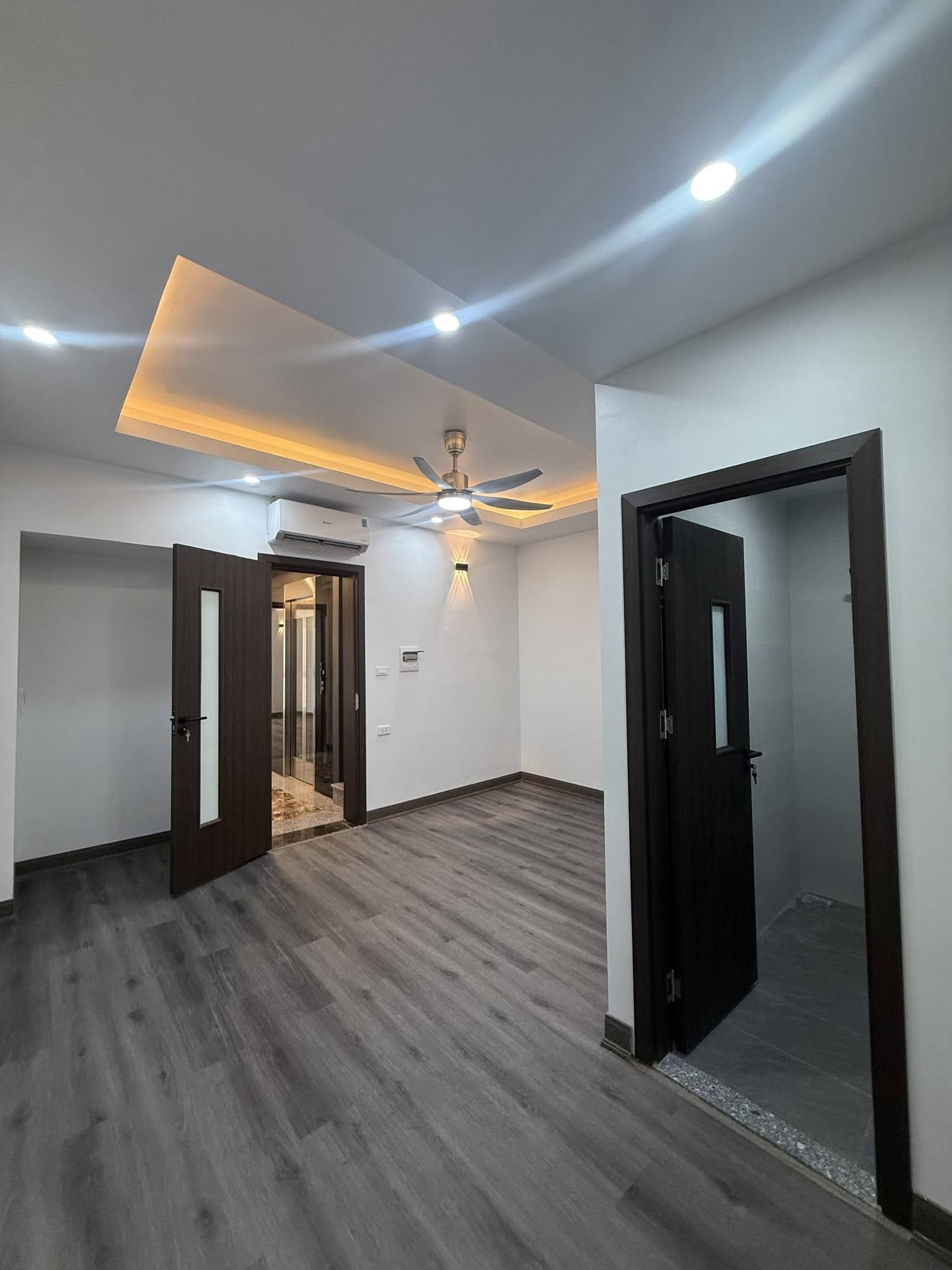 NHÀ ĐẸP, NGÕ 117, XUÂN ĐỈNH, BẮC TỪ LIÊM-TM-Ô TÔ: 70M X6T, MT 5,5M, GIÁ 20,7 TỶ. 16004780