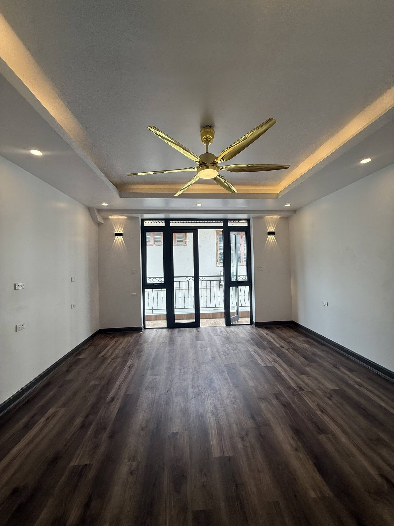 NHÀ ĐẸP, NGÕ 117, XUÂN ĐỈNH, BẮC TỪ LIÊM-TM-Ô TÔ: 70M X6T, MT 5,5M, GIÁ 20,7 TỶ. 16004780