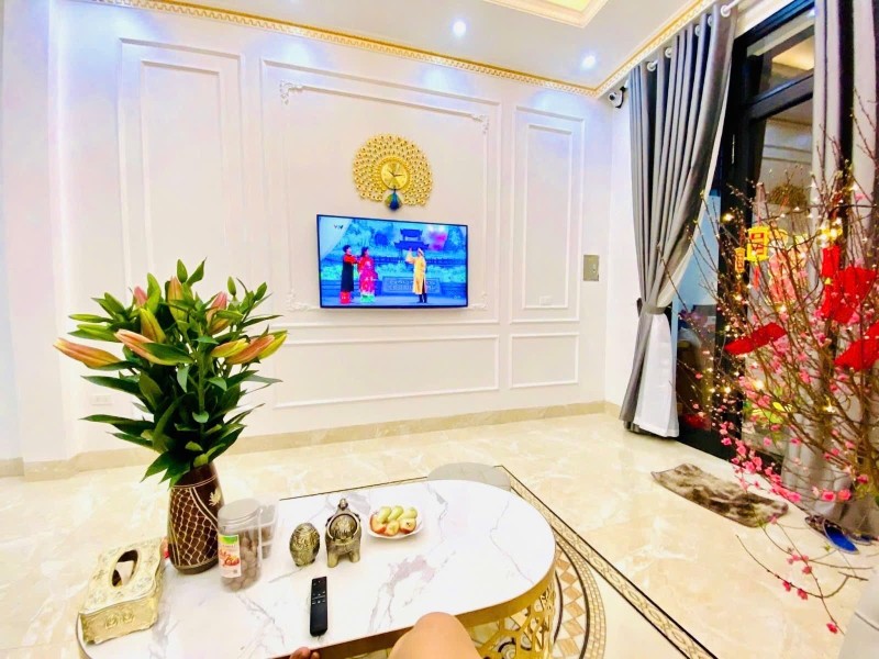 Bán nhà Thạch Bàn,Long Biên 3 tầng,66m,mt4m gần phố nhỉnh 9 tỷ 16004834