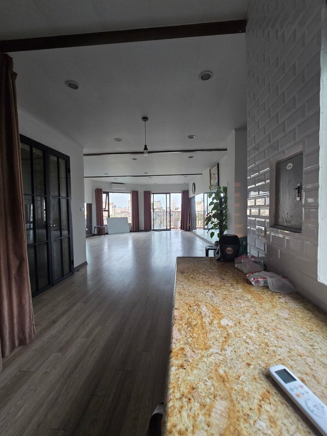 Bán Nhà Mặt Phố Quốc Tử Giám. Đống Đa. Thang Máy. Ô Tô. Vỉa Hè. DT 90m2. Giá 38.8 Tỷ. 16004852
