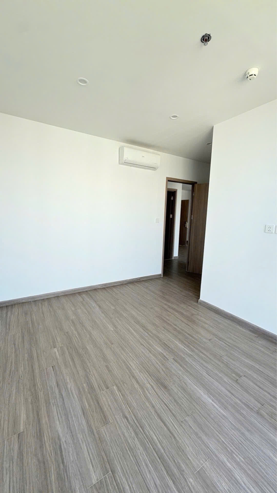 CĂN 2PN THE PAVILION MỚI TINH – CHƯA TỪNG Ở – SỔ ĐỎ SẴN
 16004858
