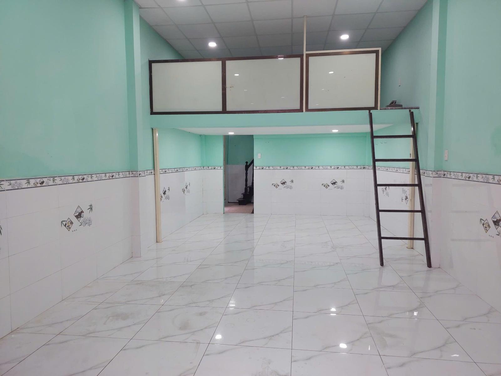 Cho Thuê Nhà Tân Bình - Hẻm Xe Hơi - 3 PN Thoáng Mát - 11 Triệu
 16004880