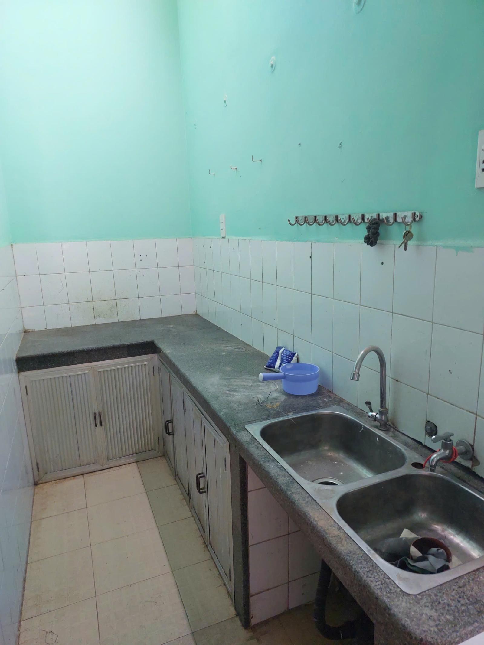 Cho Thuê Nhà Tân Bình - Hẻm Xe Hơi - 3 PN Thoáng Mát - 11 Triệu
 16004880
