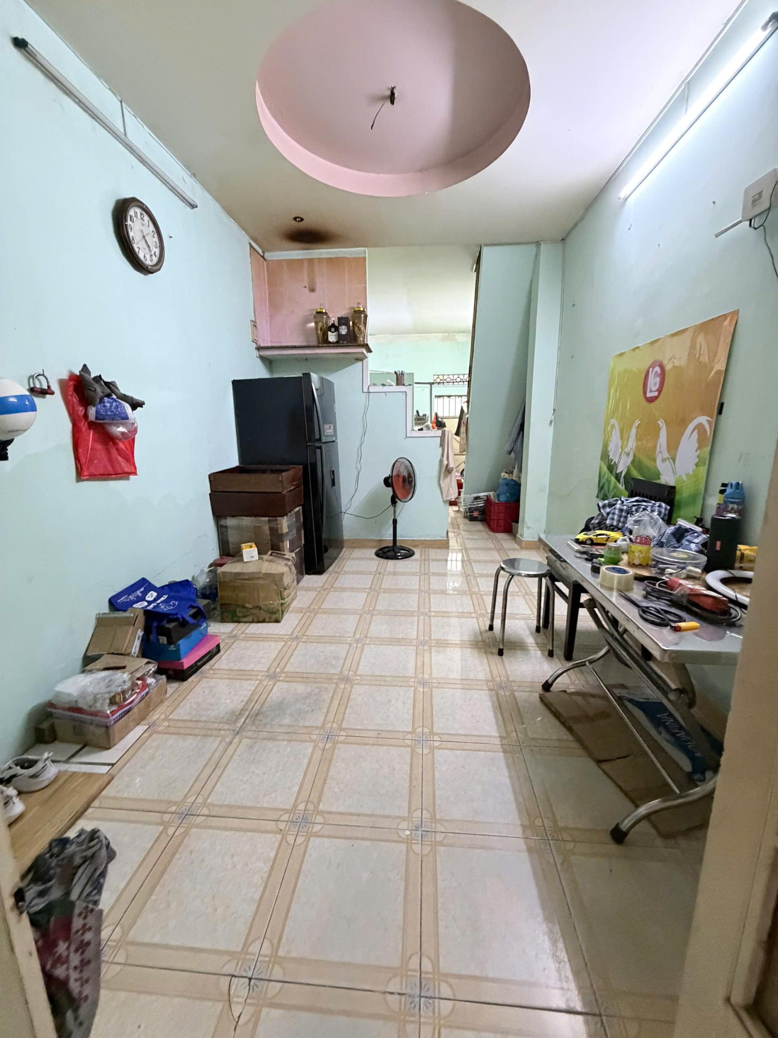 Nhà hẻm thẳng Hưng Phú thông Nguyễn Duy P9Q8 (P.Chánh Hưng) cách MT 2 căn 16004896