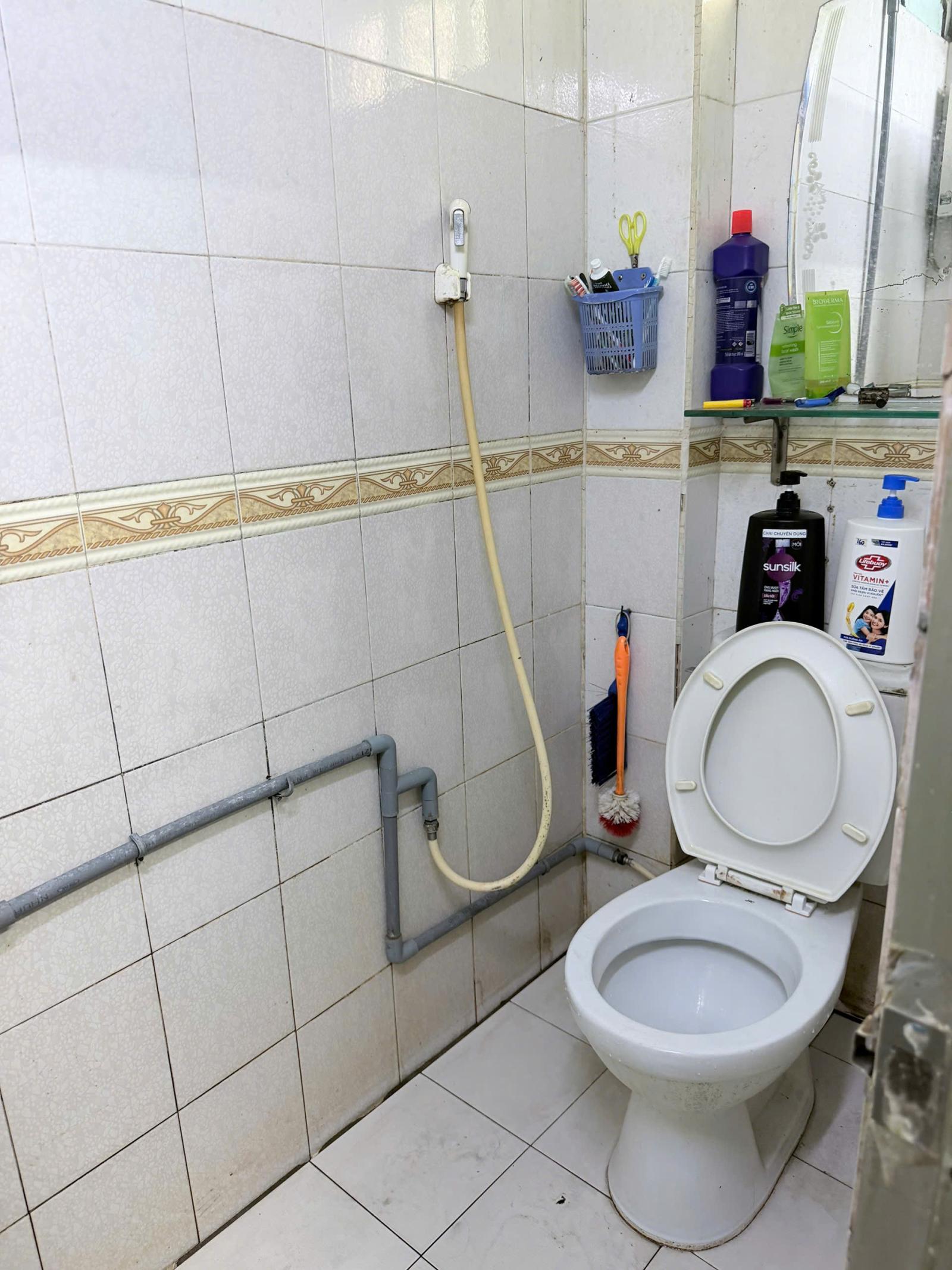 Nhà hẻm thẳng Hưng Phú thông Nguyễn Duy P9Q8 (P.Chánh Hưng) cách MT 2 căn 16004896