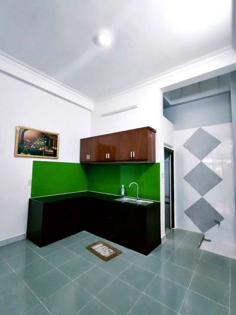 Bán nhà mặt tiền đường 147, Phước Long B, Q.9, Thủ Đức, TP HCM. DT 64m2, 2 tầng, giá 7.68  tỷ. 16004924