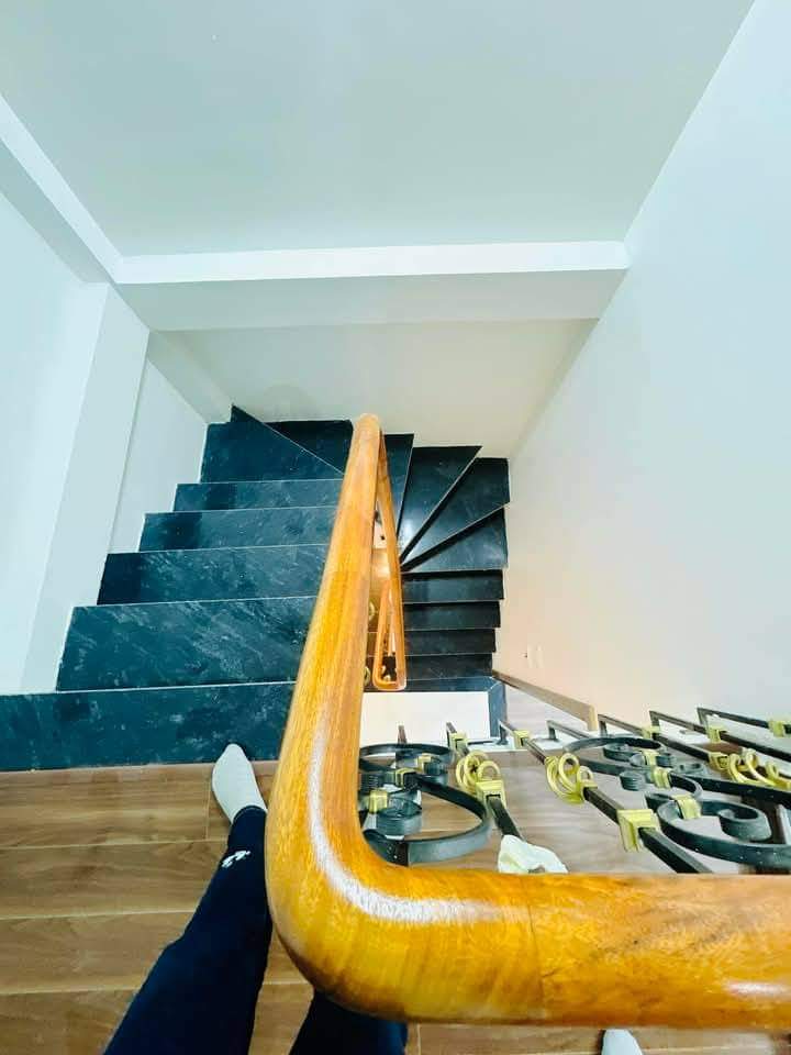 Cho thuê nhà, 132m2_ 6T; Hoàng Quốc Việt, Tô Hiệu, Nghĩa Tân -74 tr 16004939