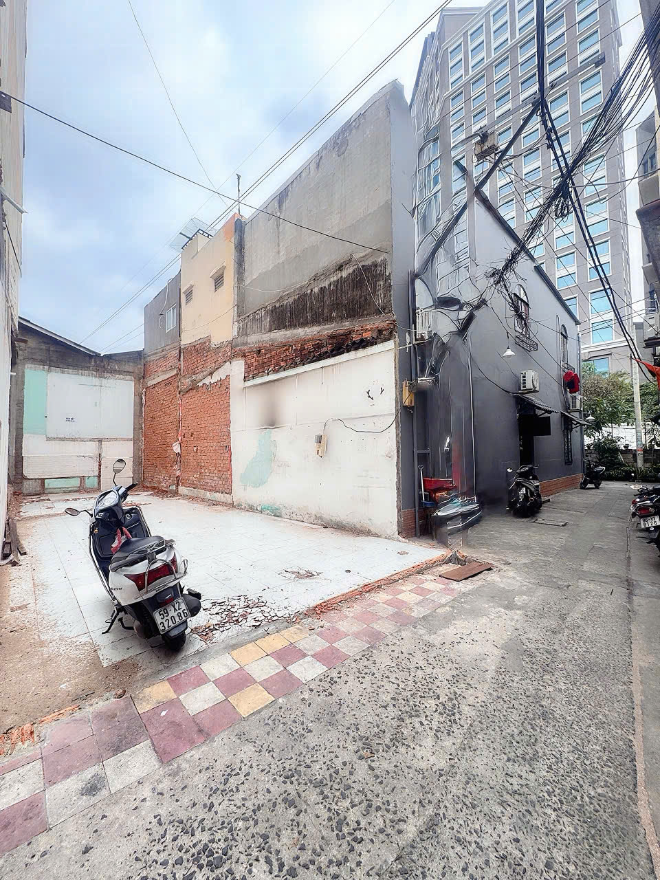 BÁN ĐẤT HXH Đ.PHẠM VIẾT CHÁNH, P.NGUYỄN CƯ TRINH, QUẬN 1 - DT 69M2 - NGANG LỚN 4,6M*15M - CHỦ TẶNG 16004998
