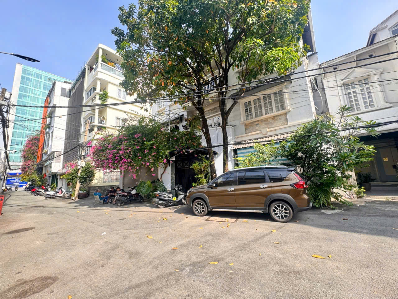 NGANG LỚN 6,8M*24M - HXH 8M Đ.NGUYỄN THỊ MINH KHAI, BẾN NGHÉ, QUẬN 1 - NGAY SÁT ĐÀI TRUYỀN HÌNH HTV 16005001