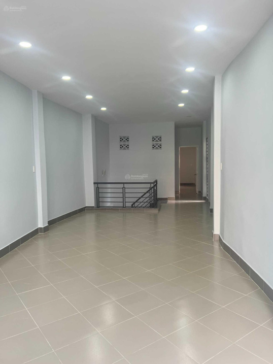 Bán nhà MT Lê Hồng Phong Quận 10 92,4m2 giá 29,5 tỷ 16005016