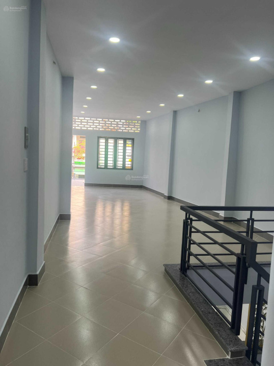 Bán nhà MT Lê Hồng Phong Quận 10 92,4m2 giá 29,5 tỷ 16005016
