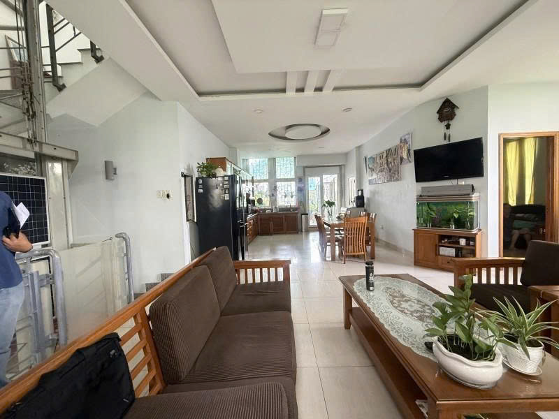 Bán nhà Mặt tiền Hậu Giang - gần Kinh Dương Vương, 11x20m, 5 Tầng  - 6PN, chỉ 36,9 Tỷ. 16005091