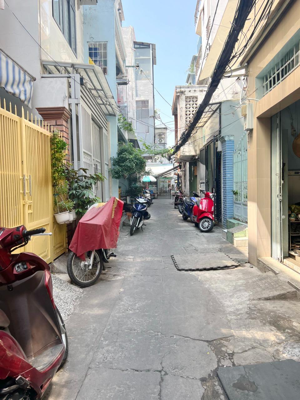Nhà 2 tầng mặt tiền đường Nghĩa Thục nối dài P6Q5. Giá: 10.5 tỷ 16005113