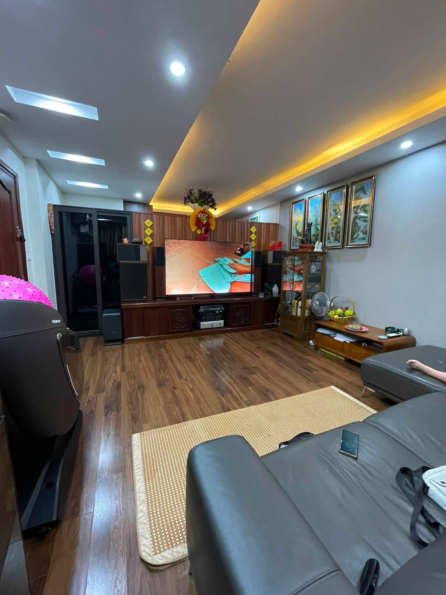 Bán nhà mặt phố Bạch Mai, 31m2, 5 tầng, mặt tiền 6.8m, 18 tỉ, kinh doanh đỉnh 16005131