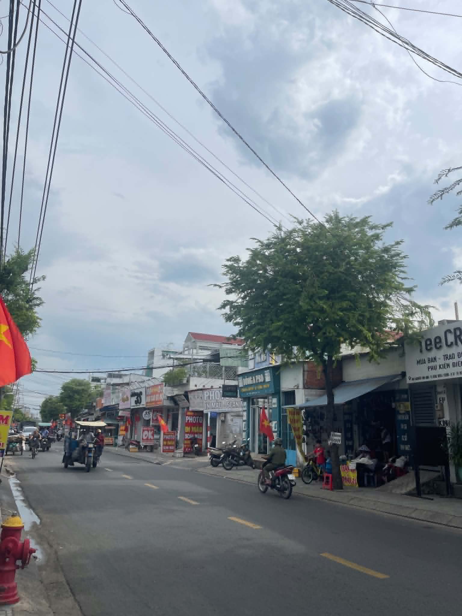 Bán đất thổ cư Nguyễn Văn Quá, Đông Hưng Thuận Q.12. DT 5x30m (150m2). Sổ Đỏ. Giá 8.2 tỷ. 16005134