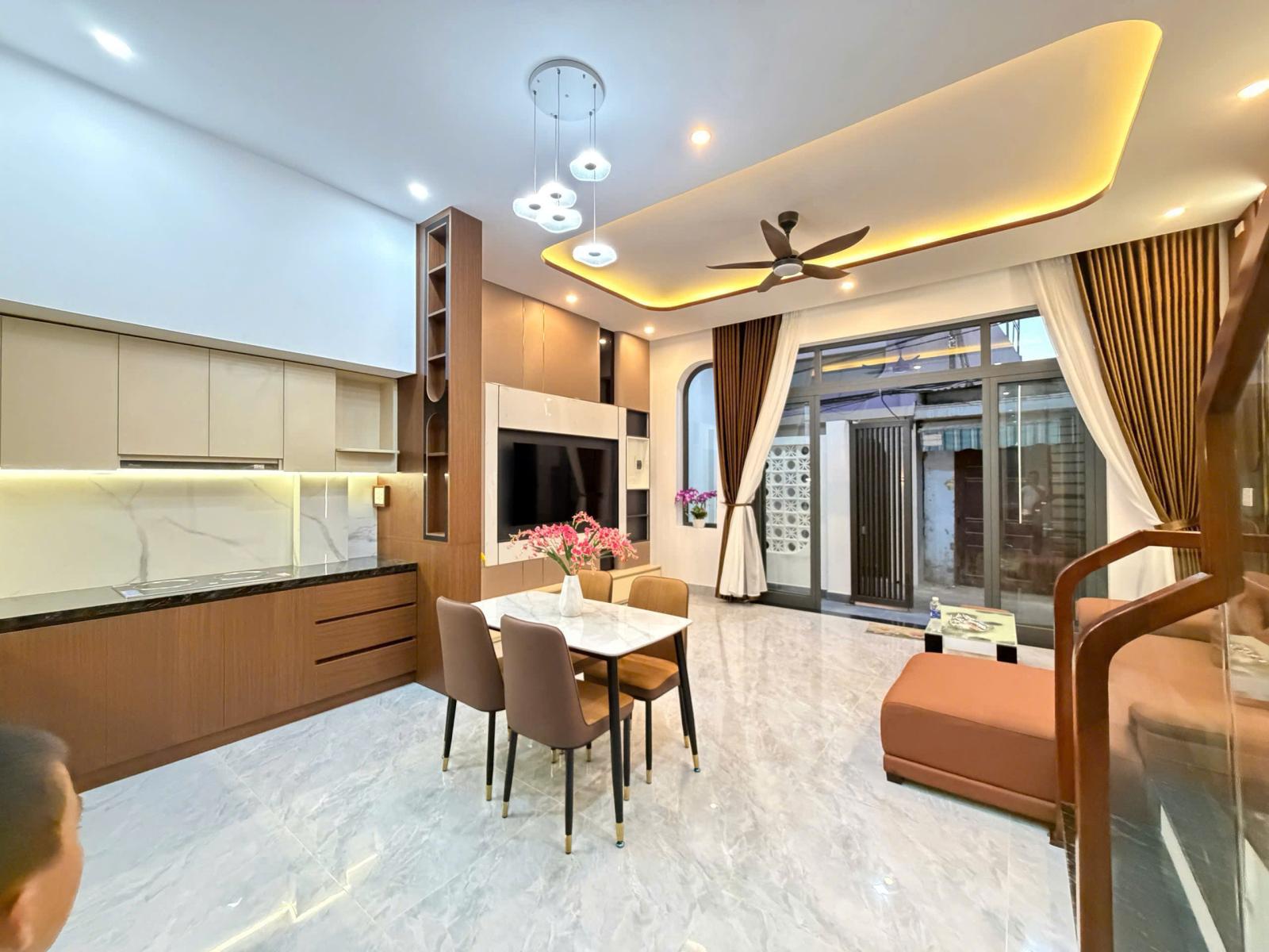 Hót Hót – CẦN BÁN GẤP NHÀ 2 TẦNG MỚI XÂY, SÁT BIỂN Đường DŨNG SĨ THANH KHÊ ĐÀ NẴNG 16005136