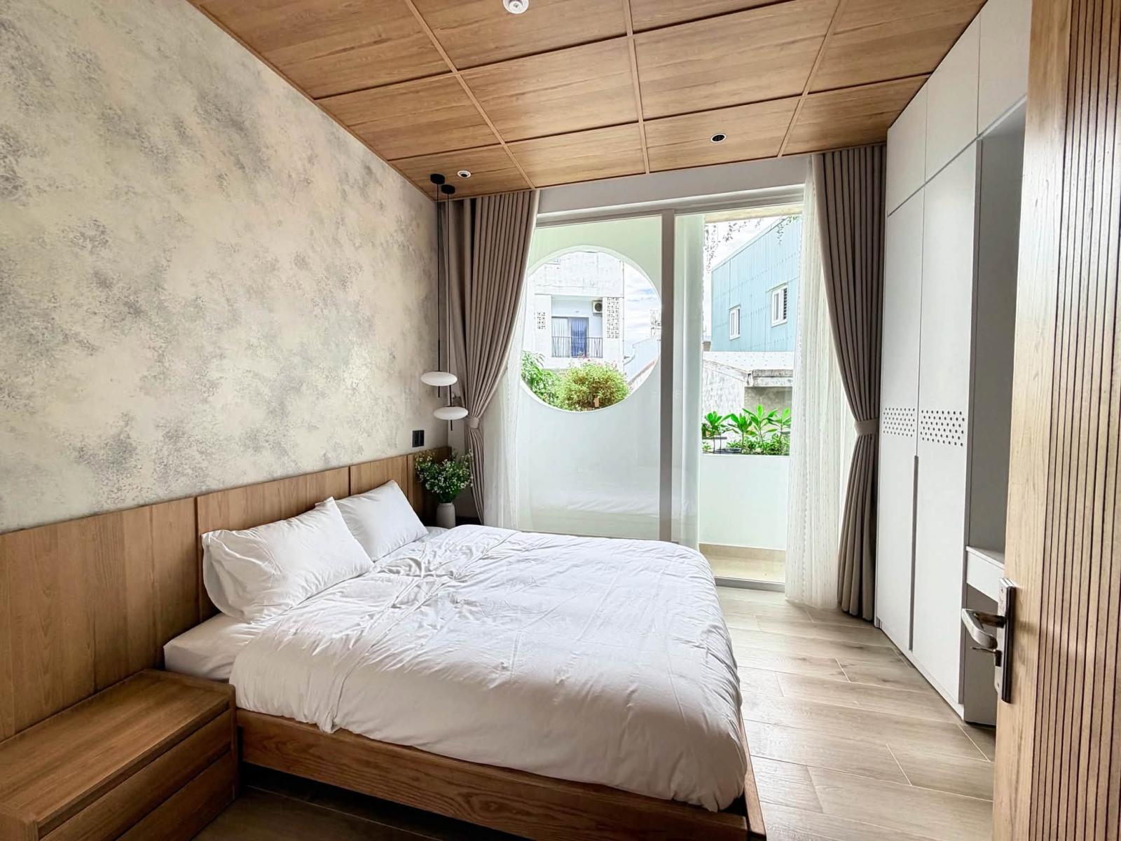 🔴💥HOMESTAY ĐẸP CHO ÁNH SÁNG VÀ GIÓ NGAY ĐẦU CẦU RỒNG VÀ SÁT BÃI TẮM MỸ KHÊ 16005163
