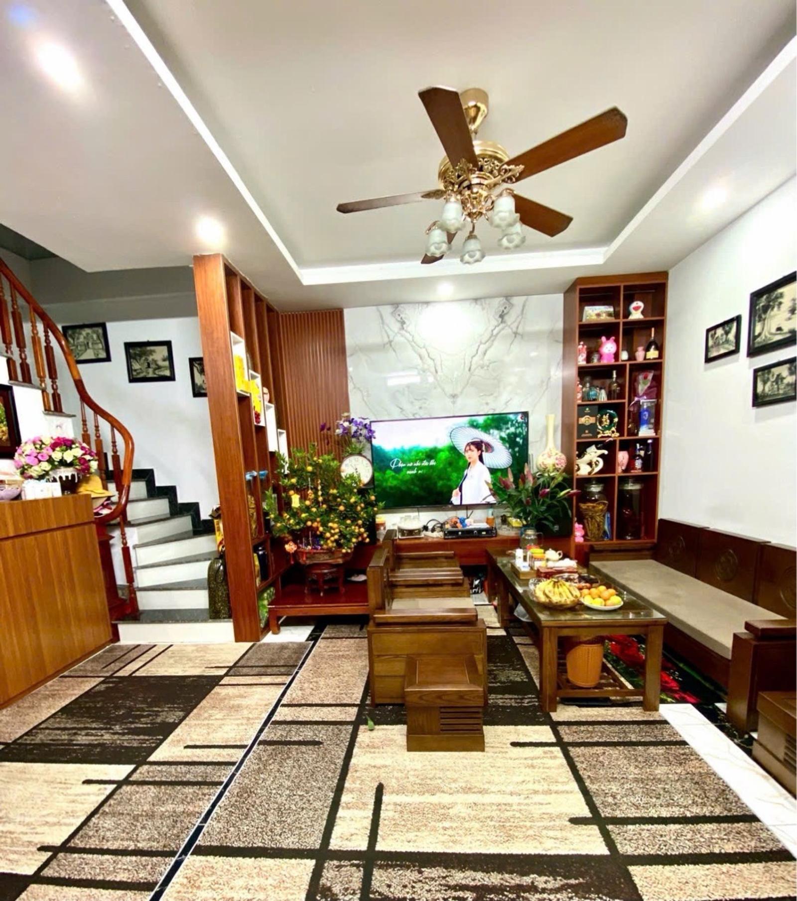 Bán nhà đẹp Ngô Gia Tự- Phân Lô-10m oto 30m 5 tầng full NT 6,2 tỷ(TL) 16005168