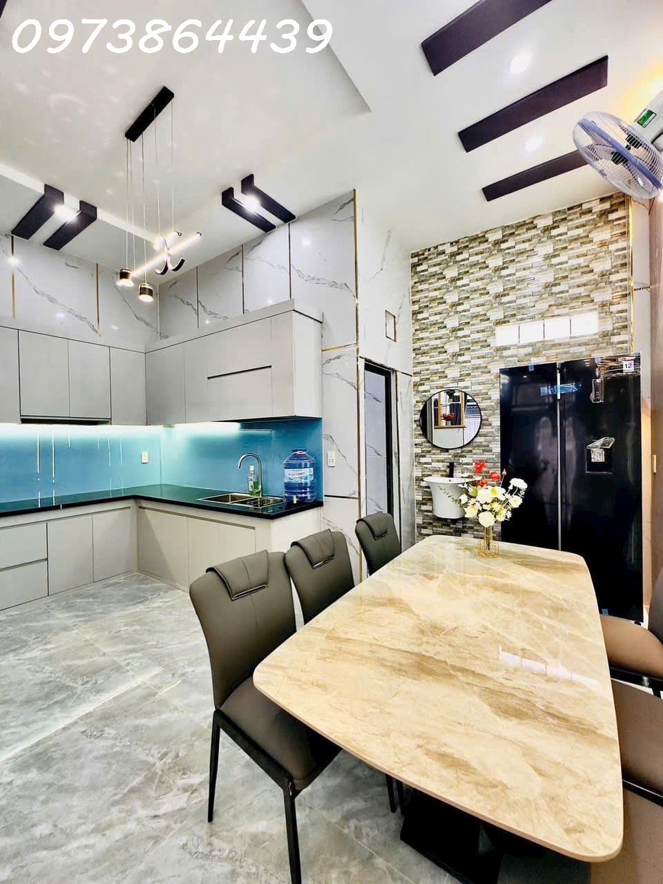 NHÀ MỚI FULL NỘI THẤT VIP –4 TẦNG - 55M2- 4PN-   XE HƠI ĐỖ CỬA – TRƯƠNG THỊ HOA, Q12 - GIÁ 6,2 TỶ 16005177